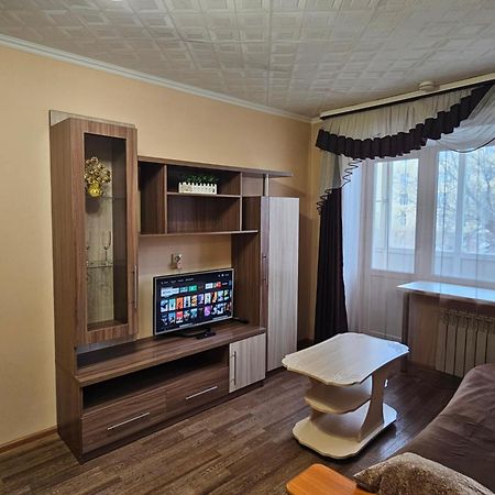 Lux Apartment On Potanina 19 Ustʼ-Kamenogorsk 外观 照片